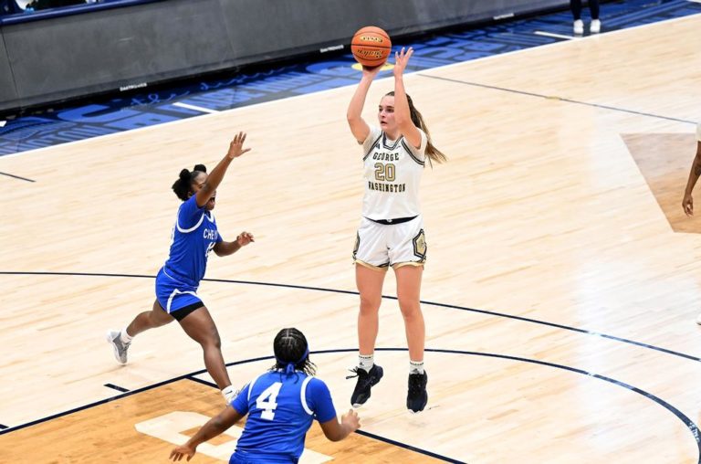 Women’s basketball bounces back in dominant 91-30 win over Cheyney