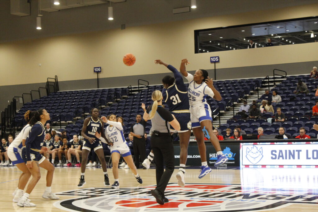Late Collapse Undoes Women’s Basketball in A10 Tournament