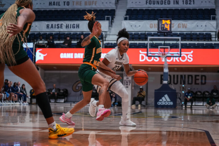 Women’s basketball blown out by George Mason in Atlantic-10 opener