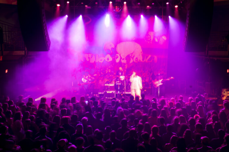 Photo Essay: Indigo de Souza @ 9:30 Club, 10/24